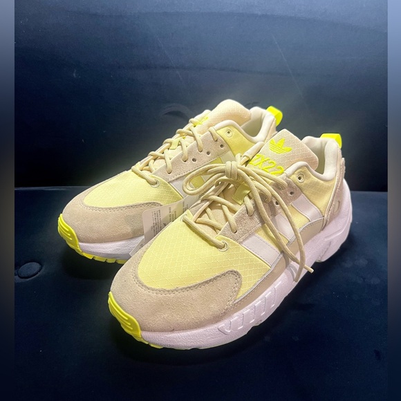 Adidas ZX 22 Boost White/Yellow/Beige - Picture 5 of 5